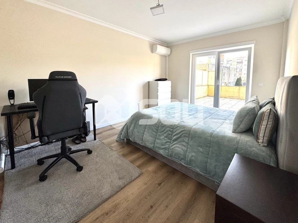 Apartamento T2 para Venda em Valongo Foto 17