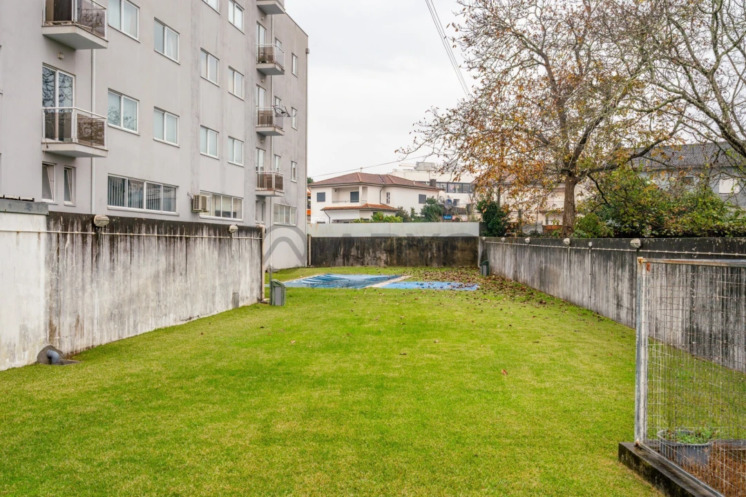 Apartamento T3 para Venda em Vila Verde e Barbudo Foto 7