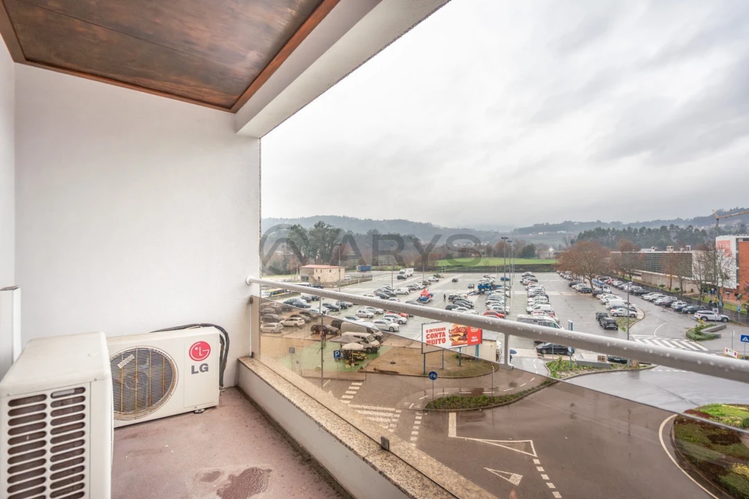 Apartamento T3 para Venda em Vila Verde e Barbudo Foto 12