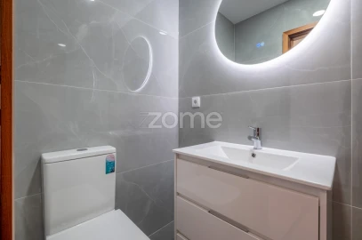 Apartamento T4 para Arrendamento em Cedofeita, Santo Ildefonso, Sé, Miragaia, São Nicolau e Vitória