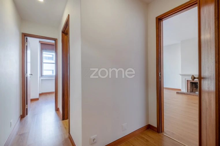 Apartamento T4 para Arrendamento em Cedofeita, Santo Ildefonso, Sé, Miragaia, São Nicolau e Vitória Foto 8