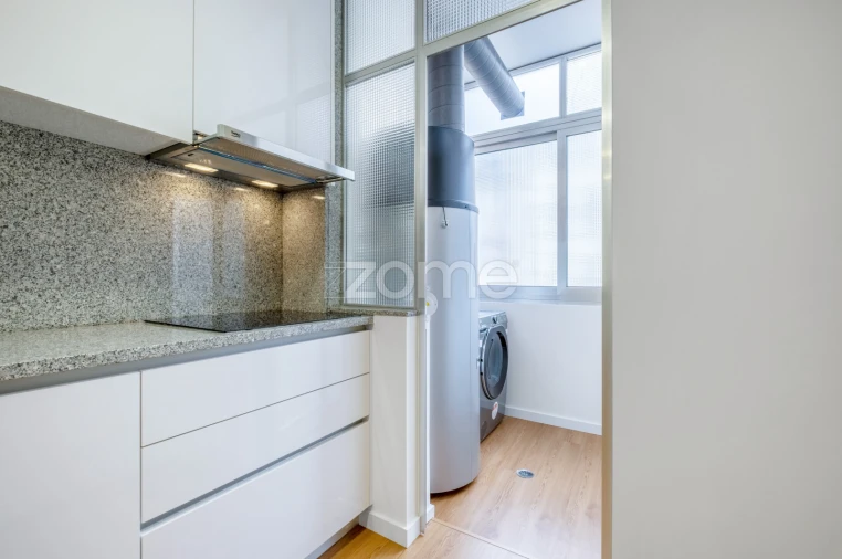 Apartamento T4 para Arrendamento em Cedofeita, Santo Ildefonso, Sé, Miragaia, São Nicolau e Vitória Foto 12