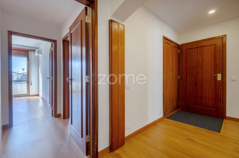 Apartamento T4 para Arrendamento em Cedofeita, Santo Ildefonso, Sé, Miragaia, São Nicolau e Vitória Foto 19