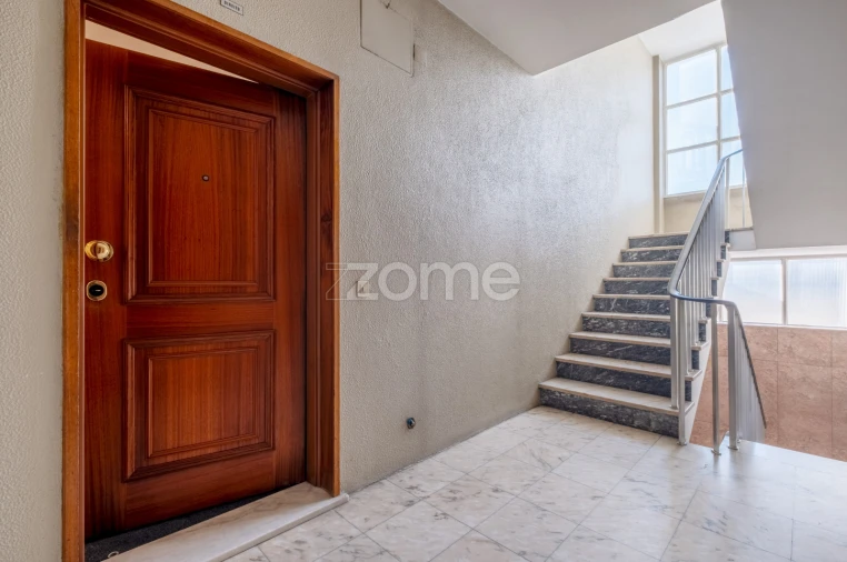 Apartamento T4 para Arrendamento em Cedofeita, Santo Ildefonso, Sé, Miragaia, São Nicolau e Vitória Foto 41