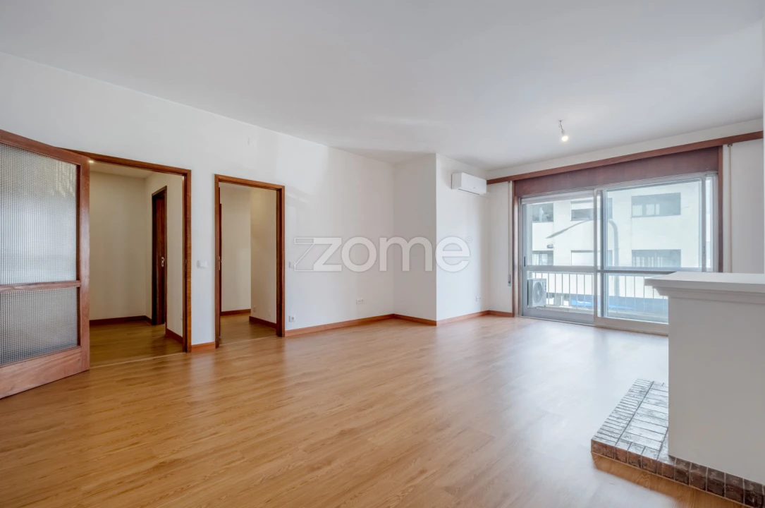 Apartamento T4 para Arrendamento em Cedofeita, Santo Ildefonso, Sé, Miragaia, São Nicolau e Vitória Foto 7