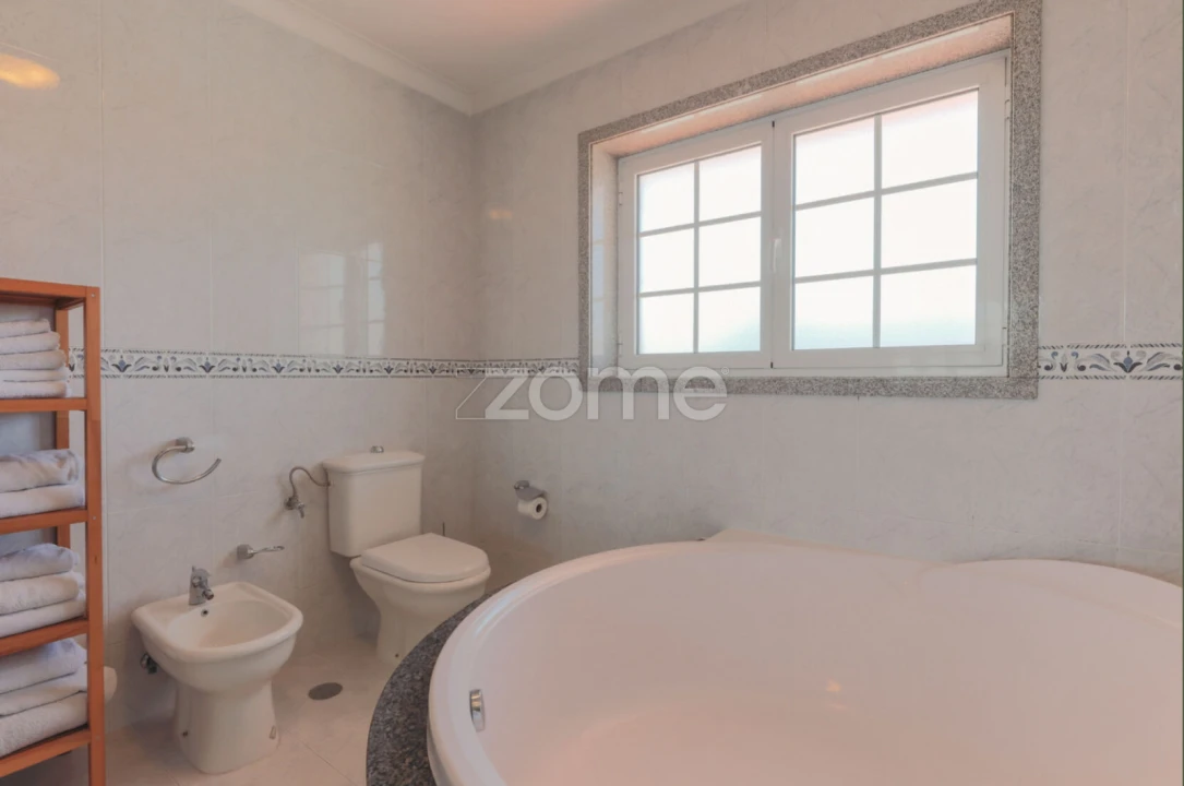 Moradia T3 para Venda em Infias Foto 29