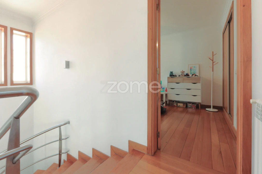 Moradia T3 para Venda em Infias Foto 30