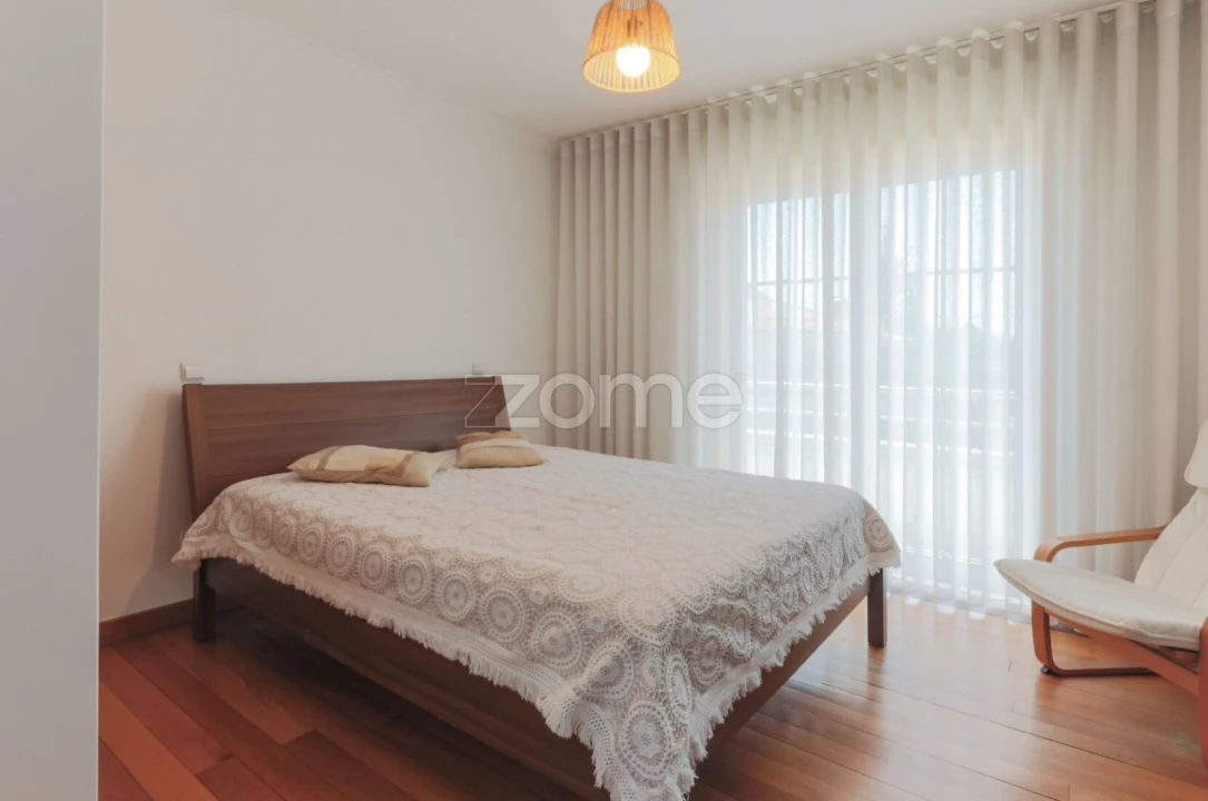 Moradia T3 para Venda em Infias Foto 37