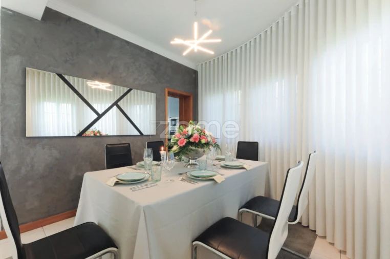 Moradia T3 para Venda em Infias Foto 16