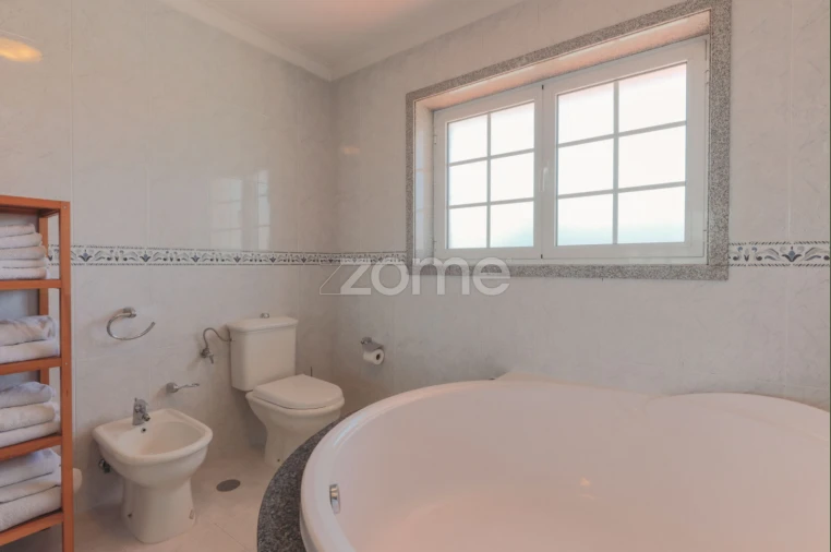 Moradia T3 para Venda em Infias Foto 29