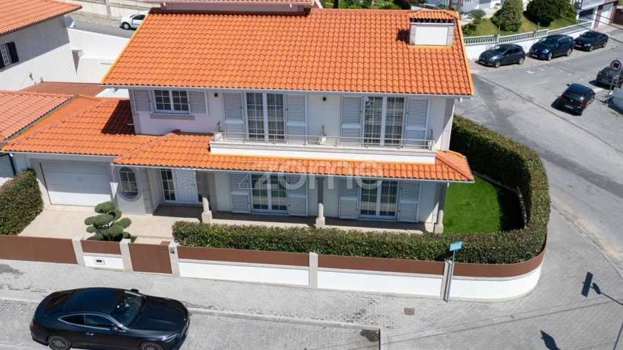 Moradia T3 para Venda em Infias