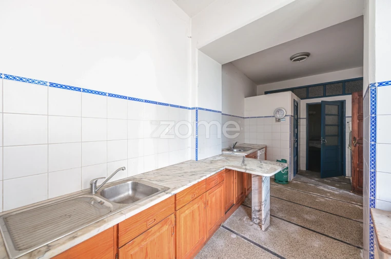 Moradia T4 para Venda em Valongo Foto 16