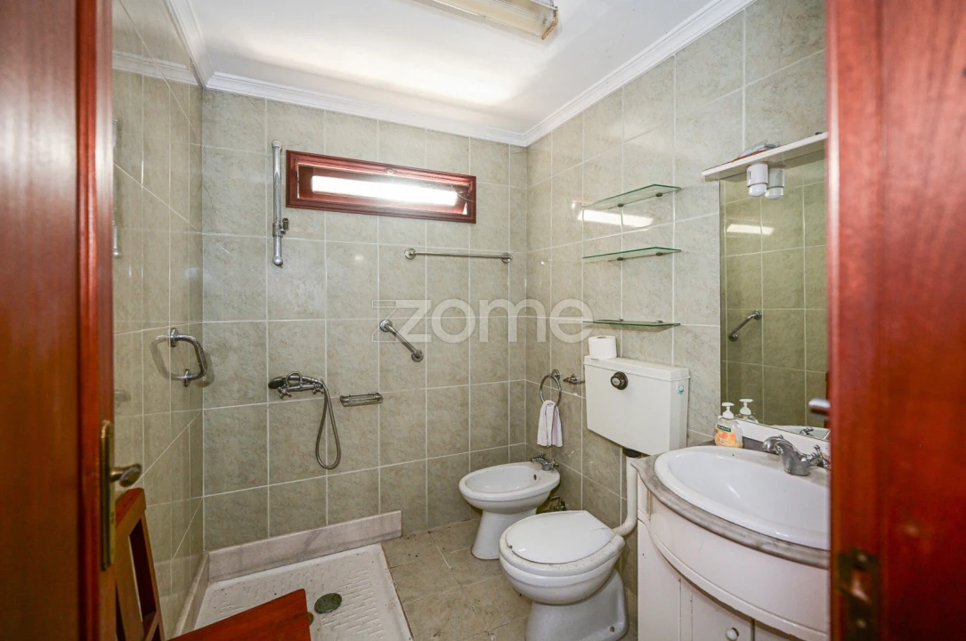 Moradia T4 para Venda em Valongo Foto 10