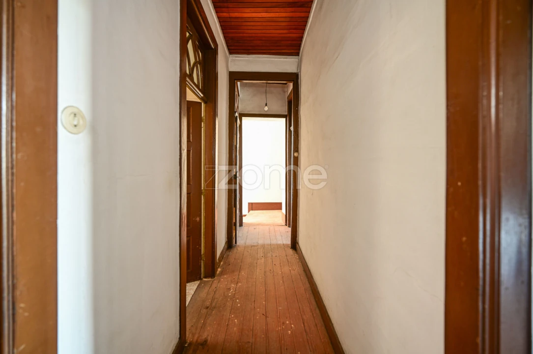 Moradia T4 para Venda em Valongo Foto 22