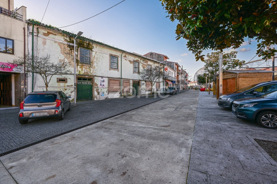 Moradia T4 para Venda em Valongo Foto 26