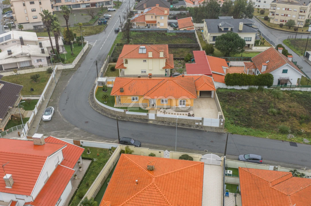 Moradia T3 para Venda em São João de Ver Foto 50