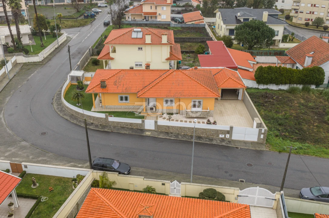 Moradia T3 para Venda em São João de Ver Foto 51