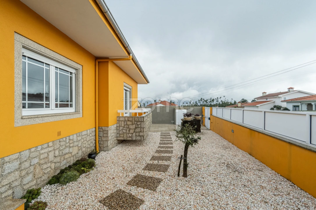 Moradia T3 para Venda em São João de Ver Foto 39