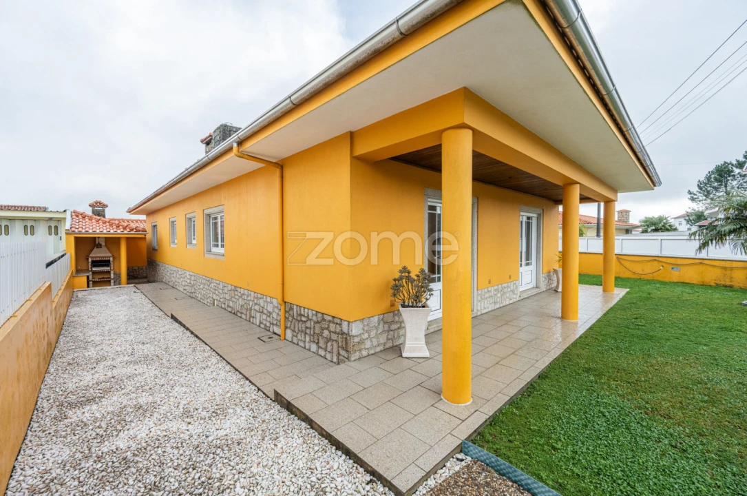 Moradia T3 para Venda em São João de Ver Foto 47