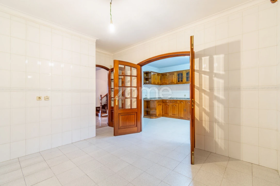 Moradia T4 para Venda em Valongo Foto 7