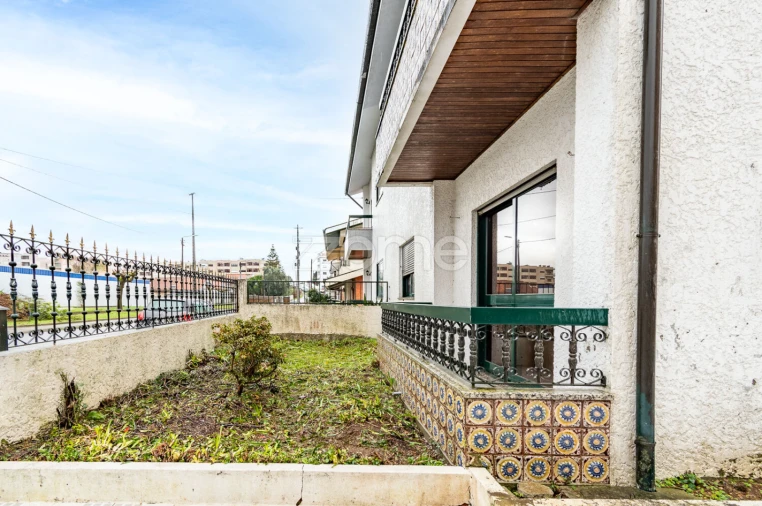 Moradia T4 para Venda em Valongo Foto 30