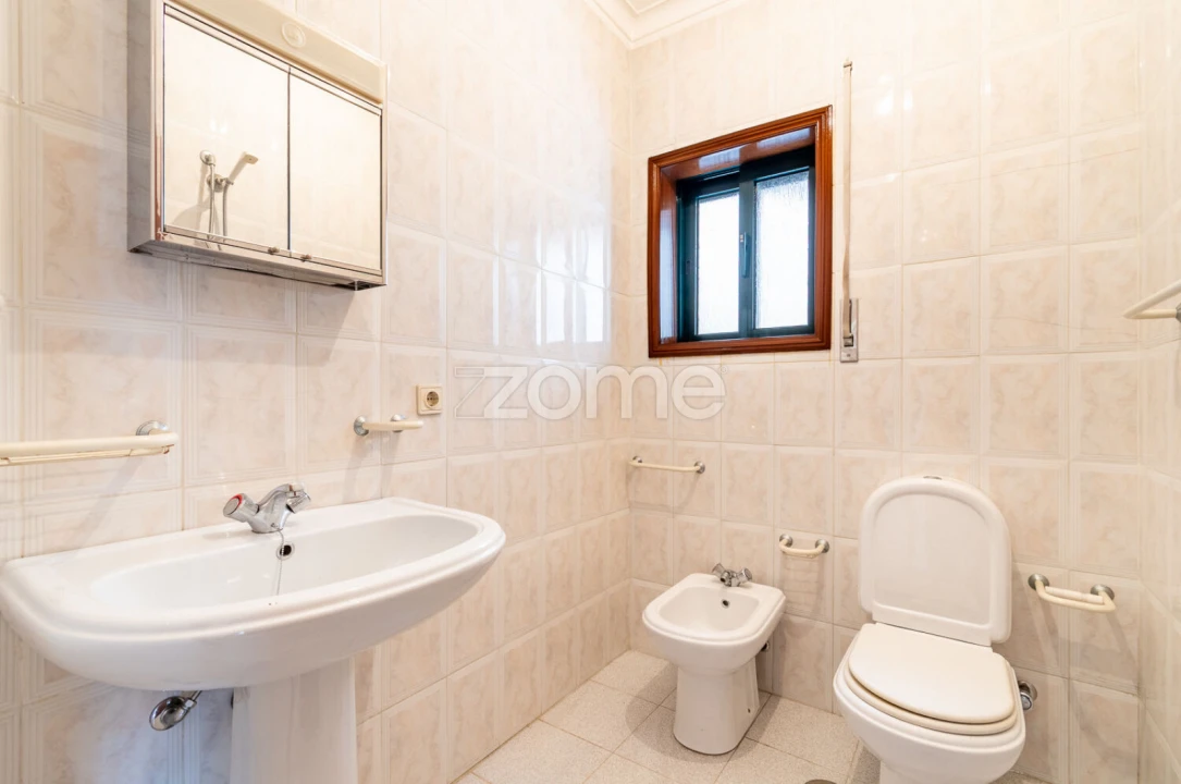 Moradia T4 para Venda em Valongo Foto 10