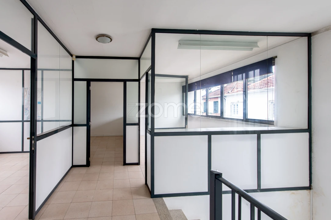 Terreno Comércio / Armazém para Venda em Rio Tinto Foto 15