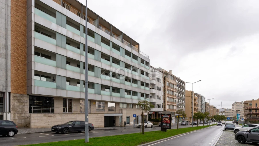 Negócio para Arrendamento em Cidade da Maia