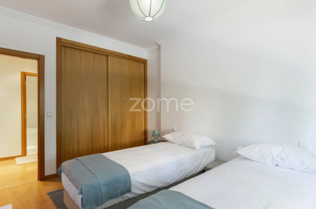 Apartamento T3 para Arrendamento em Oeiras e São Julião da Barra, Paço de Arcos e Caxias Foto 20