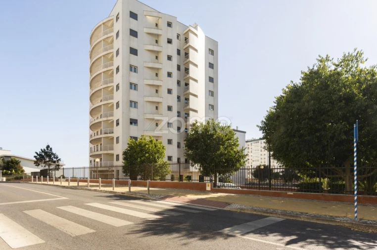 Apartamento T3 para Arrendamento em Oeiras e São Julião da Barra, Paço de Arcos e Caxias