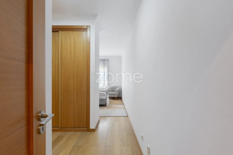 Apartamento T3 para Arrendamento em Oeiras e São Julião da Barra, Paço de Arcos e Caxias Foto 13