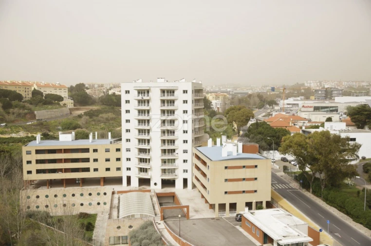 Apartamento T3 para Arrendamento em Oeiras e São Julião da Barra, Paço de Arcos e Caxias Foto 4