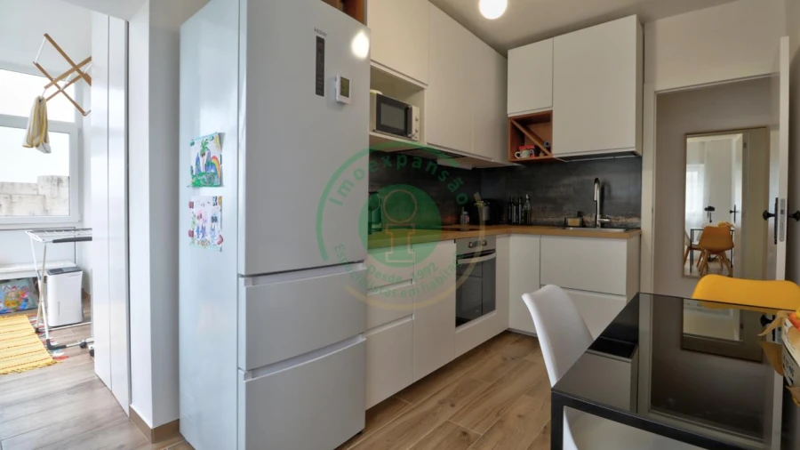 Apartamento T2 para Venda em Buarcos Foto 6