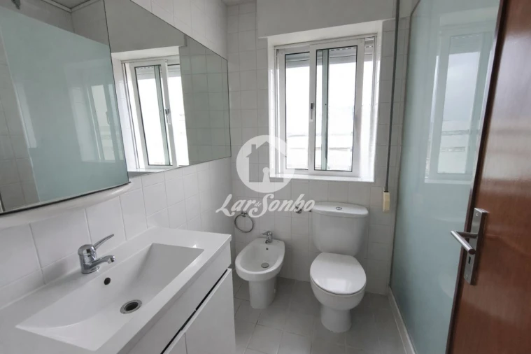 Apartamento T3 para Venda em Barcelos, V.Boa, V.Frescainha Foto 3