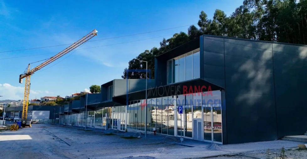 Negócio para Arrendamento em Azurem Foto 1