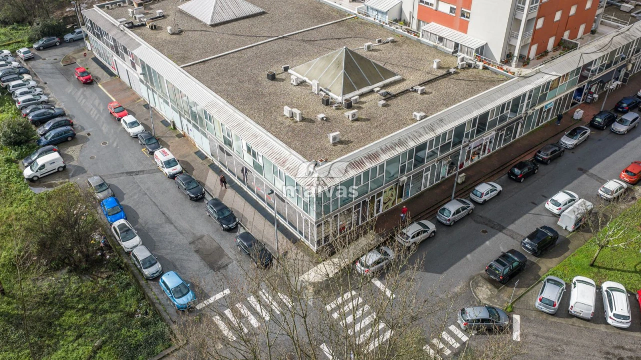 Escritório para Venda em Ferreiros e Gondizalves Foto 24