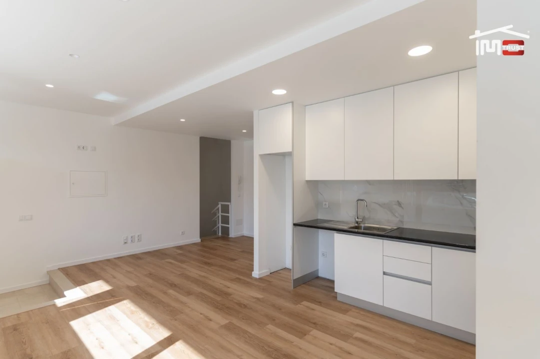 Apartamento T3 para Arrendamento em Leiria, Pousos, Barreira e Cortes Foto 5