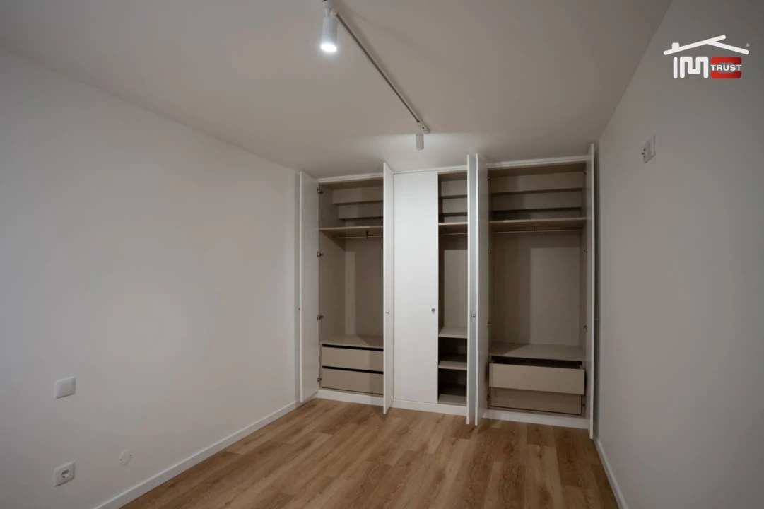 Apartamento T3 para Arrendamento em Leiria, Pousos, Barreira e Cortes Foto 13