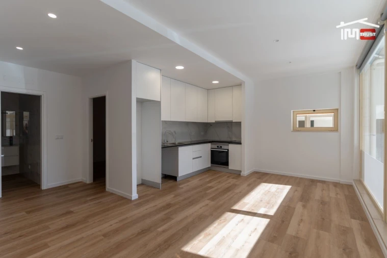 Apartamento T3 para Arrendamento em Leiria, Pousos, Barreira e Cortes Foto 2