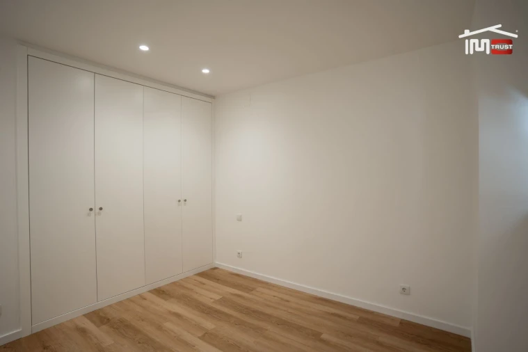 Apartamento T3 para Arrendamento em Leiria, Pousos, Barreira e Cortes Foto 10