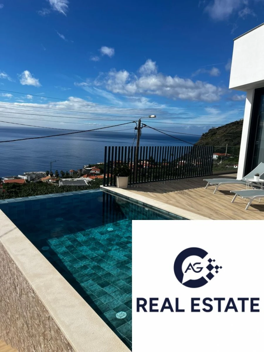 Moradia T3 para Venda em Estreito da Calheta Foto 3