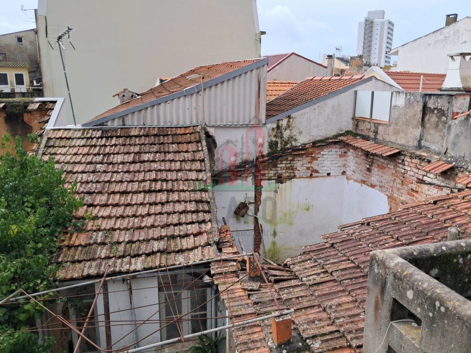 Moradia T2 para Venda em Buarcos Foto 11