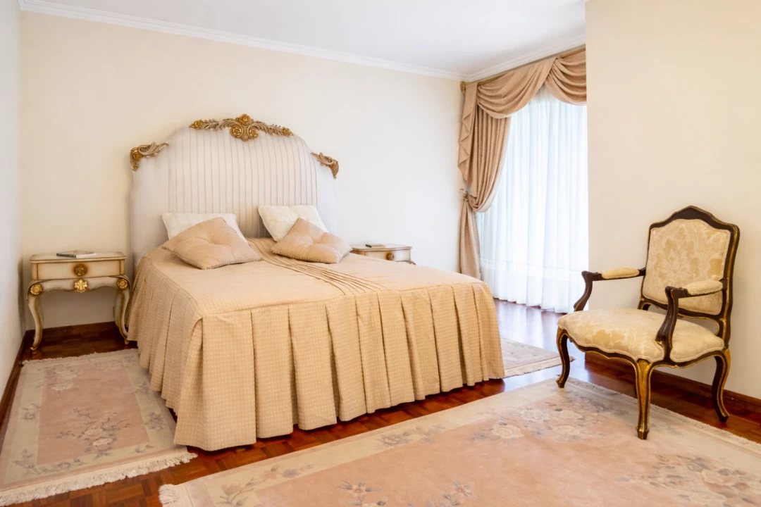 Moradia T6 para Venda em Figueiras e Covas Foto 11