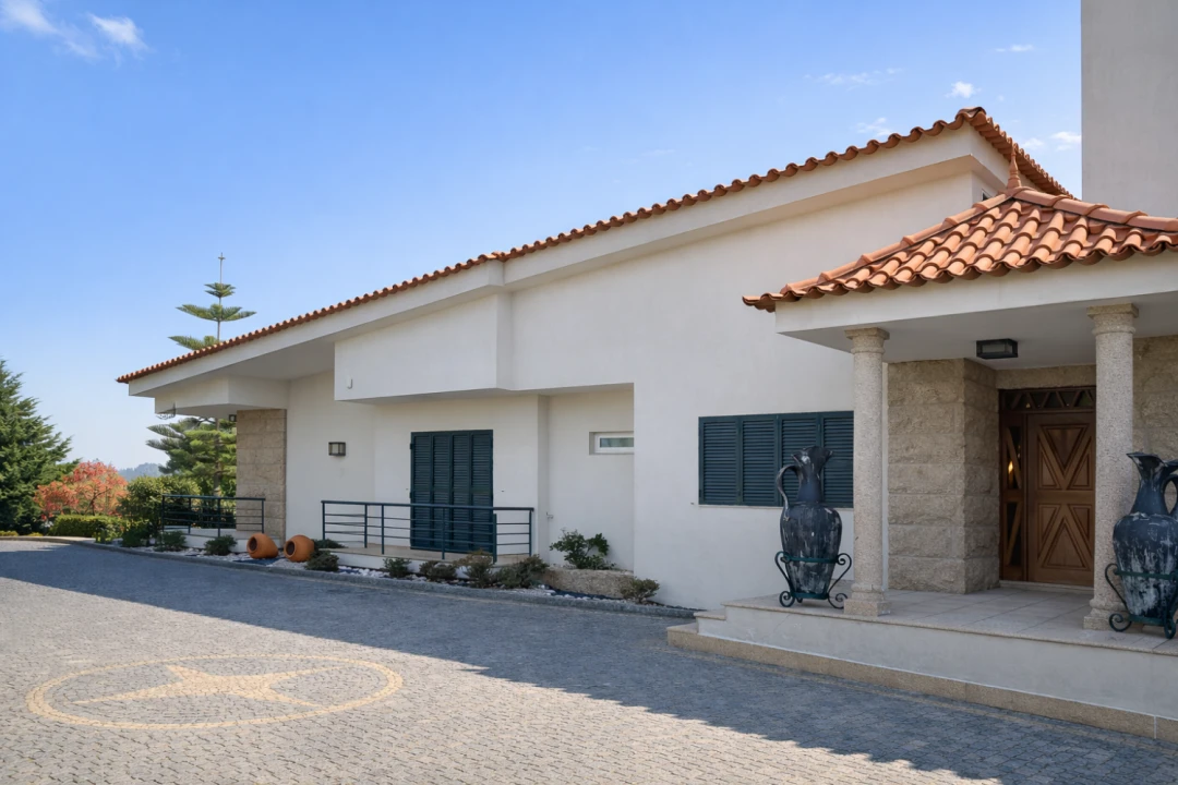 Moradia T6 para Venda em Figueiras e Covas Foto 4