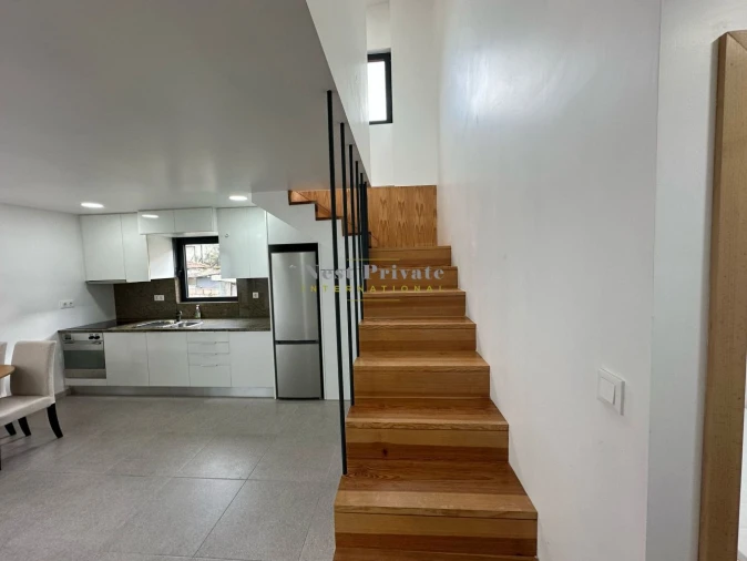 Apartamento T2 para Arrendamento em Campanhã Foto 3