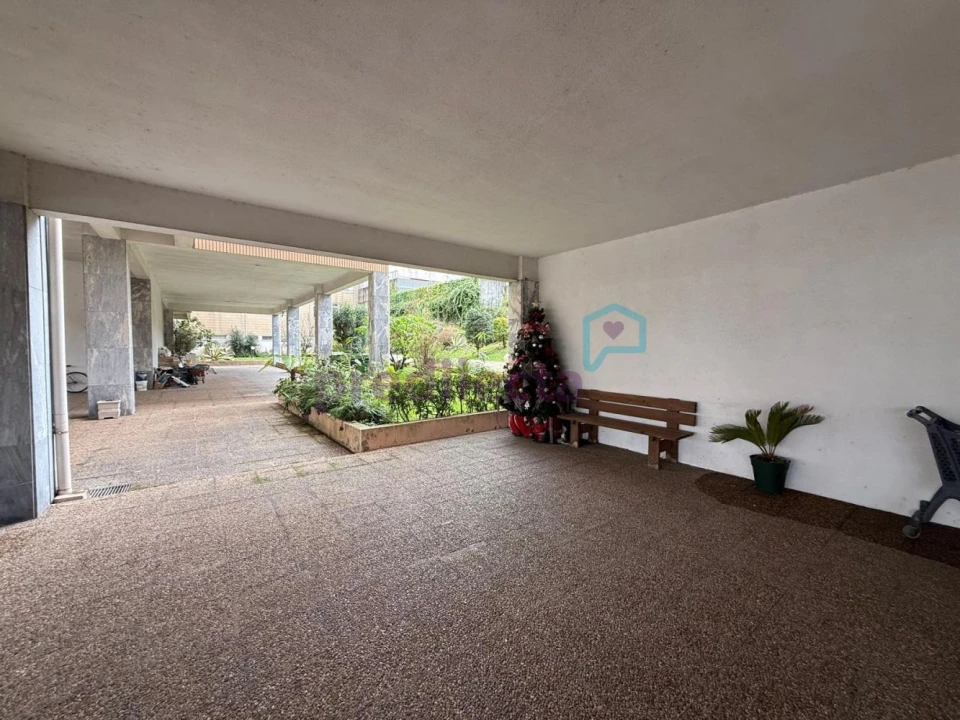 Apartamento T1 para Arrendamento em Paranhos Foto 5