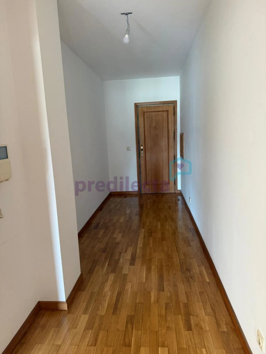 Apartamento T1 para Arrendamento em Paranhos Foto 15