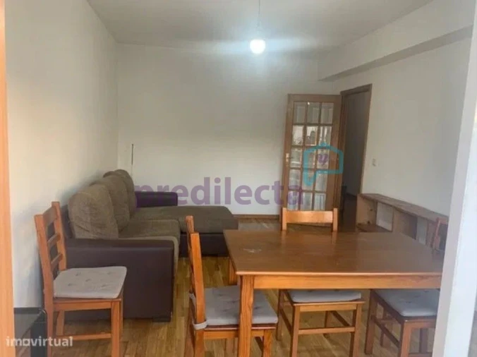 Apartamento T1 para Arrendamento em Paranhos Foto 9