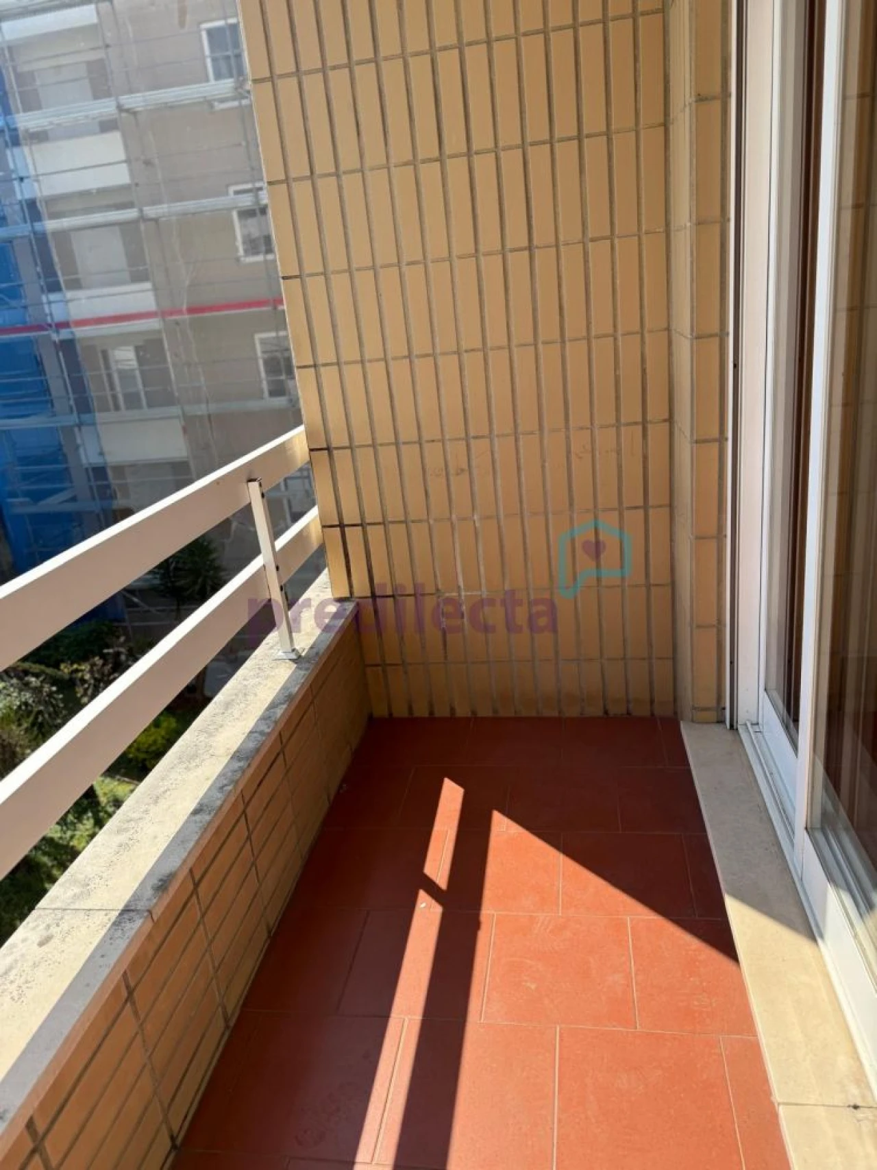 Apartamento T1 para Arrendamento em Paranhos Foto 18