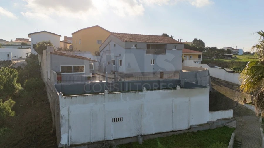 Moradia T6 para Venda em Lourinhã e Atalaia Foto 2